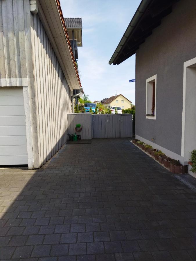 Aussergewoehnliche Atelierferienwohnung Mit Balkon An Der Donau Winzer المظهر الخارجي الصورة